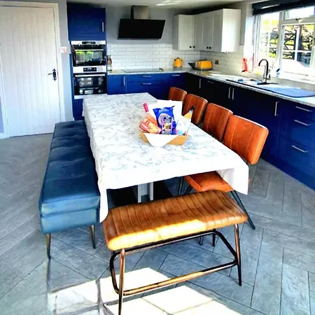 Hawthorn Tatil Evi *